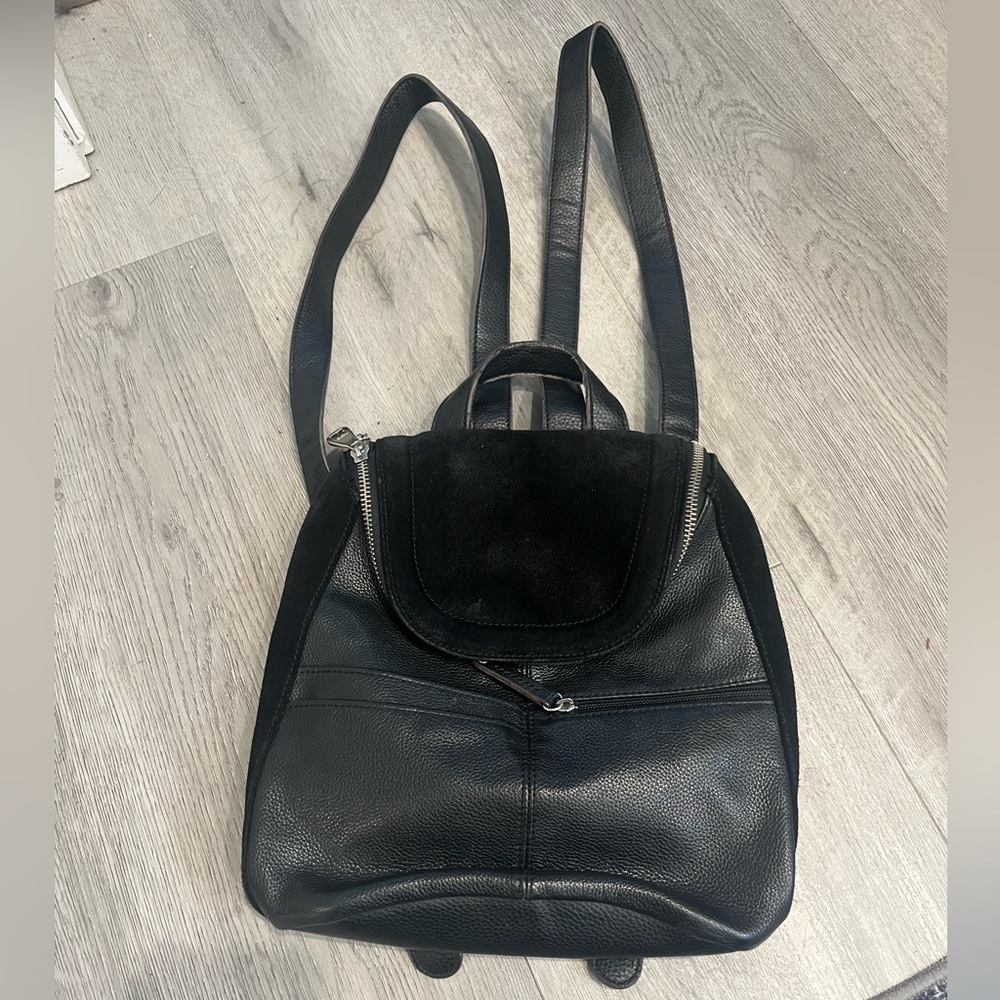 Tignanello Black Leather Backpack
